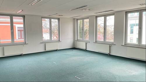 Büro im 2. OG - 1 Zimmer Büro in Dresden