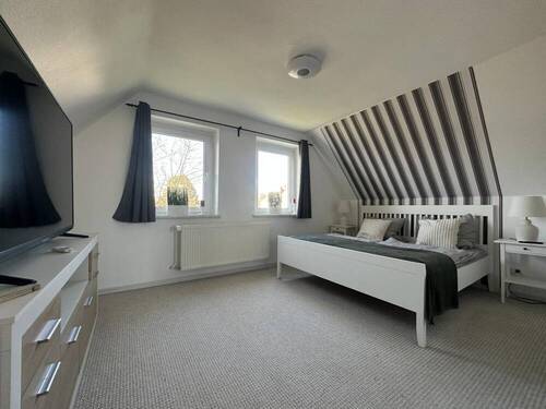 Schlafzimmer II im Dachgeschoss - 