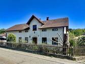Außenansicht - Uriges Einfamilienhaus mit viel Potenzial