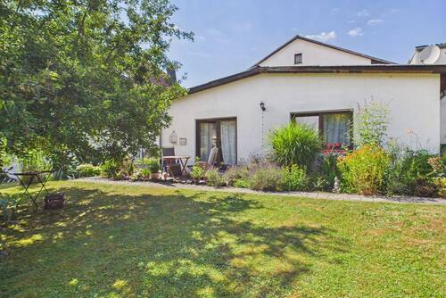 CAM05322G0-PR0012-STILL018.jpg - 6 Zimmer Mehrfamilienhaus, Wohnhaus zum Kaufen in Ehringshausen