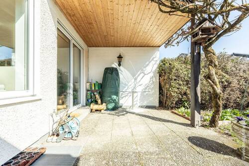 Terrasse, teilweise überdacht - 