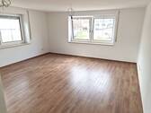 Im Wohnzimmer - Etagenwohnung mit 74,20 m² in Tussenhausen / Mattsies zur Miete