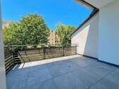 Terrasse - Etagenwohnung mit 75,70 m&sup2; in Schwalbach am Taunus zum Kaufen