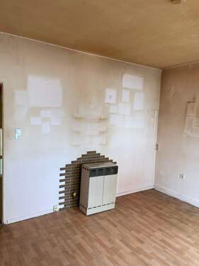 Sanierungsbedürftiger Raum - 