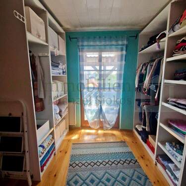 EFH Zimmer 1 mit Zugang zum Balkon - 