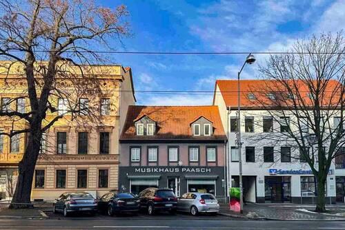 Hausansicht(2) - Vielseitig nutzbares Geschäftshaus mit Loft-Charakter in zentraler Lage