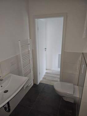 Duschbad Ansicht 2 - 