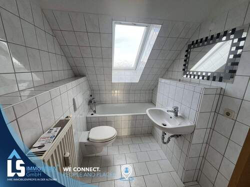 Bad - Etagenwohnung mit 34,00 m&sup2; in Dahlenwarsleben zur Miete