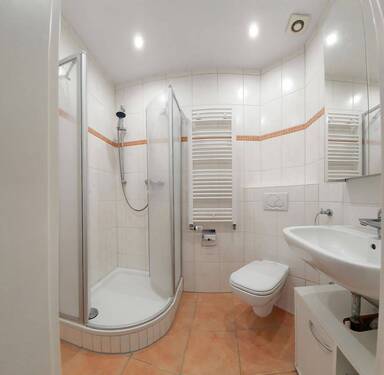 Duschbad - Mehrfamilienhaus, Wohnhaus mit 289,00 m&sup2; in Bremen zum Kaufen