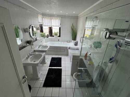 Obergeschoss Badezimmer - 