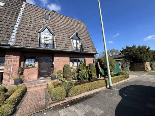 Einfamilienhaus - 5 Zimmer Einfamilienhaus zum Kaufen in Duisburg