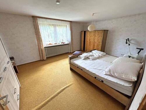 EG, Eltern - 
