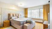 1. OG Schlafzimmer 1 2 - 