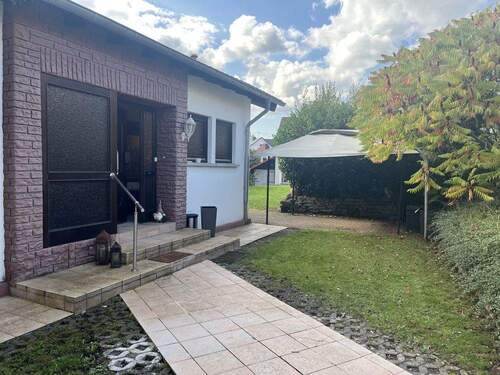 gemütliche Sitzecke für heiße Tage - 