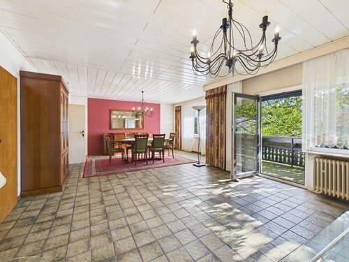 Wohnen Essen EG mit Balkon - 6 Zimmer Einfamilienhaus zum Kaufen in Nohfelden / Gonnesweiler