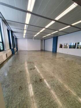 Helle, vielseitig nutzbare Erdgeschossfläche - Büro in Augsburg