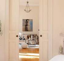 Traumhafte Altbauetage mit historischem Flair und Entwicklungspotenzial in Bestlage - Wiesbaden