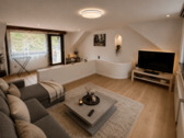 Dachzimmer mit Balkon.png - 
