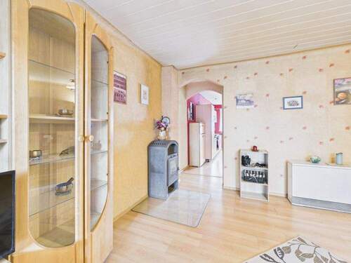 Wohnen mit Zugang zur Wohnküche - 4 Zimmer Einfamilienhaus in Saarwellingen / Schwarzenholz
