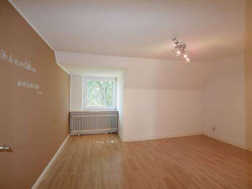 weiteres Zimmer im DG - 