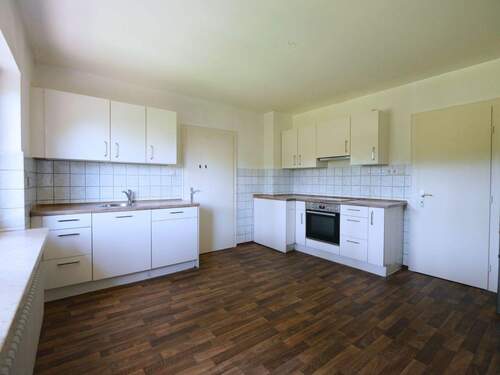 Küche mit Einbauküche - 