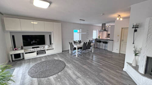 Wohn- und Essbereich - Zuhause entspannen: Doppelhaushälfte mit Pool, Sauna & tollem Wohnambiente in Rheinberg-Budberg