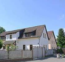 Behagliches Eigenheim mit großem Garten und Garage - Rötha Pötzschau