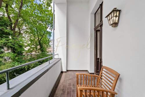 Bild 2 - 5 Zimmer Etagenwohnung zum Kaufen in Berlin