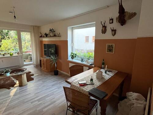 Wohnzimmer - 2 Zimmer Etagenwohnung in Hamburg