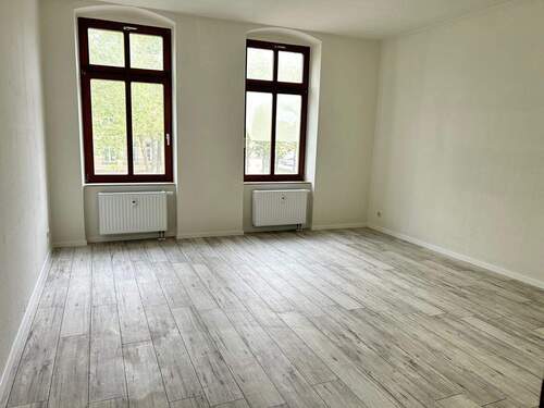 Wohnzimmer - 2 Zimmer Etagenwohnung zur Miete in Chemnitz