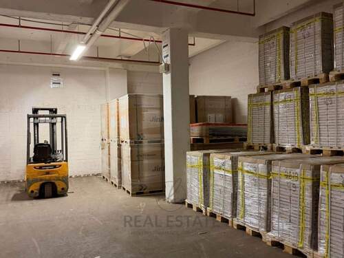 3.jpg - Halle in Hamburg