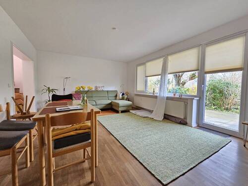 Wohnzimmer - 3 Zimmer Etagenwohnung in Hamburg-Poppenbüttel