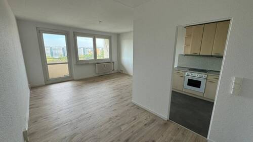 Wohnzimmer - 3 Zimmer Etagenwohnung in Dresden
