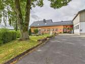 Vorderansicht - 6 Zimmer Bauernhaus, Landhaus zum Kaufen in Sülm