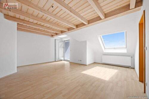 Wohnzimmer - Etagenwohnung mit 82,00 m&sup2; in Tapfheim zum Kaufen