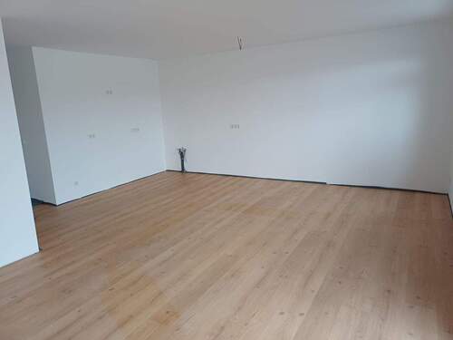 Wohnen / Essen - Sonnige 3-Zimmerwohnung mit super Aussicht und Balkon, NEUBAU