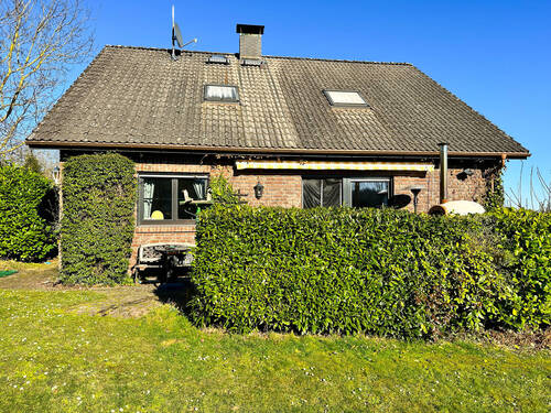 Hausansicht - 4 Zimmer Einfamilienhaus in Flammersfeld