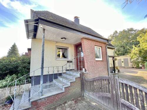 Haus Seite rechts - 5 Zimmer Doppelhaushälfte zum Kaufen in Krummesse