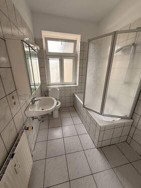 Badezimmer - Etagenwohnung mit 115,00 m&sup2; in Zwickau zur Miete