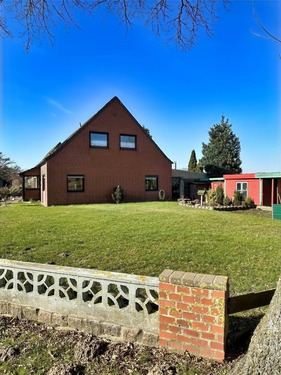 Gartenansicht - 5 Zimmer Einfamilienhaus zum Kaufen in Riede