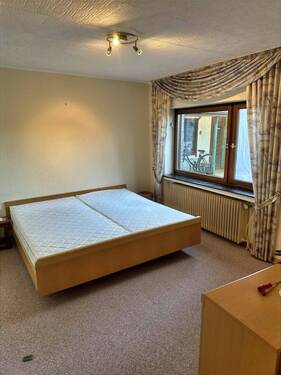 Schlafzimmer EG - 