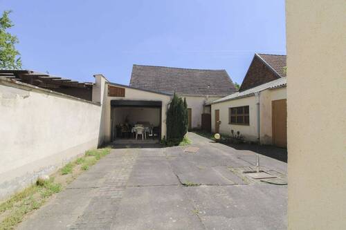 Garage und Nebengelass - Einfamilienhaus mit 140,00 m² in Jessen zum Kaufen