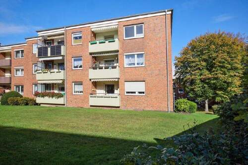 Außenansicht - 3 Zimmer Etagenwohnung in Wilhelmshaven-Aldenburg