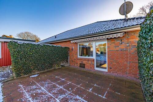 geschützte Terrasse mit Markise - 