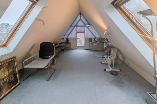 Offener Spitzboden_Galerie - 5 Zimmer Einfamilienhaus in Emden