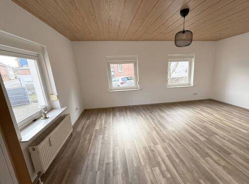 Bild 3 - 4 Zimmer Etagenwohnung in Neuberg