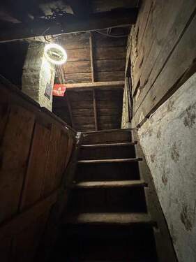 37 Treppe zum Lagerspeichere - 