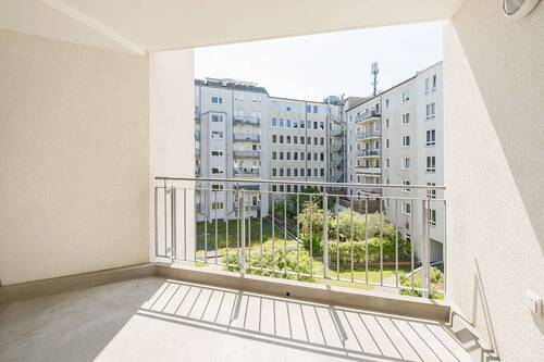 Bild 3 - 2 Zimmer Etagenwohnung in Berlin