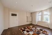 Durchgangszimmer - Etagenwohnung mit 190,00 m² in Stuttgart Stuttgart-Mitte zum Kaufen
