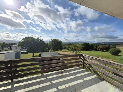 Blick auf den Hochwald - 4 Zimmer Reihenendhaus zum Kaufen in Morbach / Haag